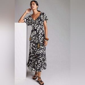 NWOT Anthropologie Farm Rio Flutter Sleeve Maxi Dress in Floral Black Wht.Size L